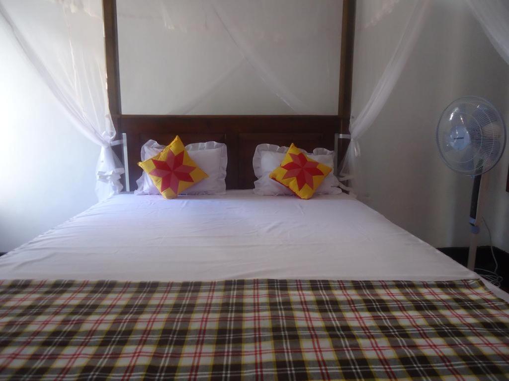Sanaya Homestay Tangalle Esterno foto